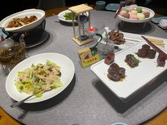 葱烧蹄筋-鹊华居·地道鲁菜·海鲜·融合味(大明湖店)