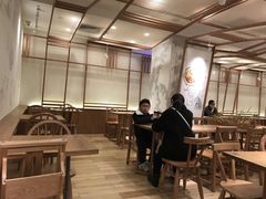 大堂-小满手工粉(上海品尊国际店)