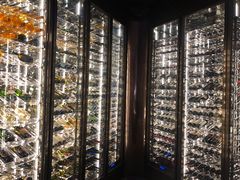 -wineapp葡萄酒餐吧(外滩金融中心店)