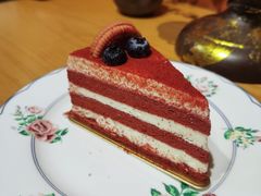红丝绒蛋糕-The Flowers Coffee(南山店)