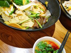 -万记麻辣烫国展总店