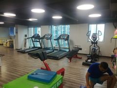 -越·健身工作室(华尔兹广场写字楼B栋店)