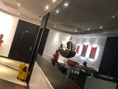 -必胜客(绿地新都会店)