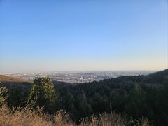 -鬼笑石后山停车场