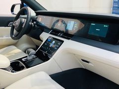 -理想汽车(世纪汇店)