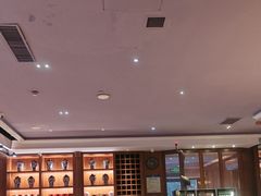 -八府香鸭·啫啫煲(华山路店)