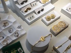 -LADY FAFA(巨鹿路陕西南路路口店)
