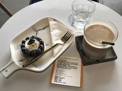 -UNI UNI(环亚凯瑟琳店)