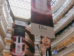 -新世界大丸百货