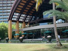 -三亚湾海居铂尔曼度假酒店