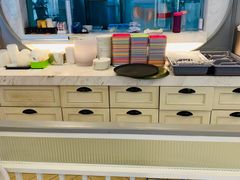 面包甜点陈列柜-满记甜品(万象城店)