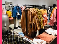-URBAN REVIVO(西安Momopark店)