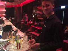 -OZONE 顶楼酒吧(香港丽思卡尔顿酒店)