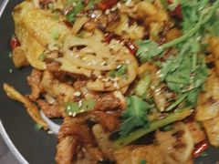 -川流不息·地道川菜·小龙虾(松东路店)