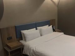 -如家酒店·neo(长沙步行街黄兴广场地铁站店)