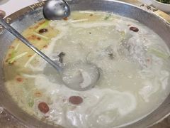 -颜氏双江清水鱼一养身火锅(磁器口店)