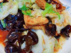 酱爆洋白菜豆腐-惠宾饭庄(中山路店)