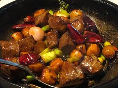 石锅花椒牛小排-新荣记(BFC外滩金融中心店)