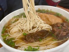 -老西白点心店