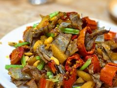 -超越海鲜屋(飞龙物业店)