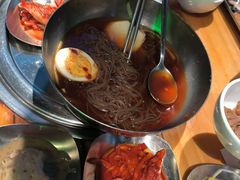 -唯成•韩国炭火烤肉 유성고기