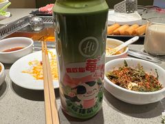 莓莓抹茶牛乳-海底捞火锅(太阳宫凯德mall店)
