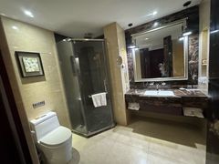 -博雅假日酒店(广州白云山万达广场店)
