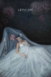 -乐派诗婚纱摄影