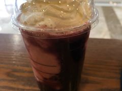 石榴爆爆星冰乐-星巴克(杭州西湖银泰1F店)