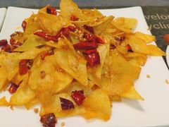 -扒虾小妹儿麻辣海鲜(宏图街店)