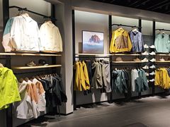 -凯乐石KAILAS(万国奥特莱斯店)