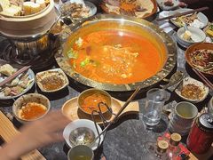 -野山舂·贵州现舂酸汤牛肉(东山店)