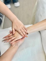-AKOZO Beauty Salon