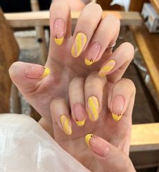 -H12 STAR日式美甲美睫专门店