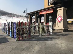 -中旅松花湖滑雪场