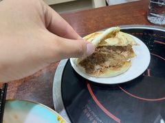 腊汁肉夹馍-汉思肴 热面皮(虬江路店)