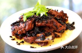Preserved Vegetable Pork Ribs