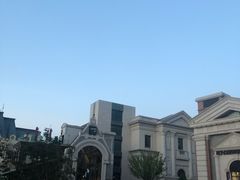 -LENBACH兰巴赫西餐啤酒坊(大连东港店)