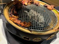 -山焱·炭火自助烤肉(周浦万达店)