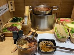-独食火锅·半米屋台(直营总店)