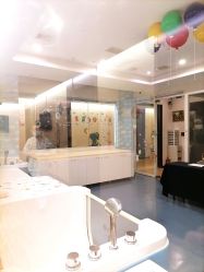 -卓玥国际月子会所(罗山路店)