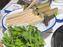-喜悦小串丹东小黄牛海鲜烧烤大排档(民主广场店)