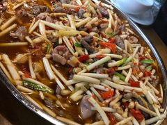 -邱金小炒·30 年盐帮江湖菜(自贡店)