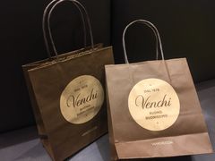 -VENCHI 闻绮(北京国贸商城店)