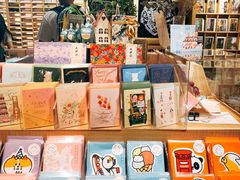 -猫的天空之城概念书店(苏州诚品店)