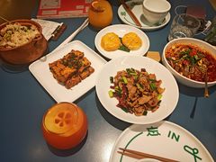 -一坐一忘云南菜(嘉里中心店)