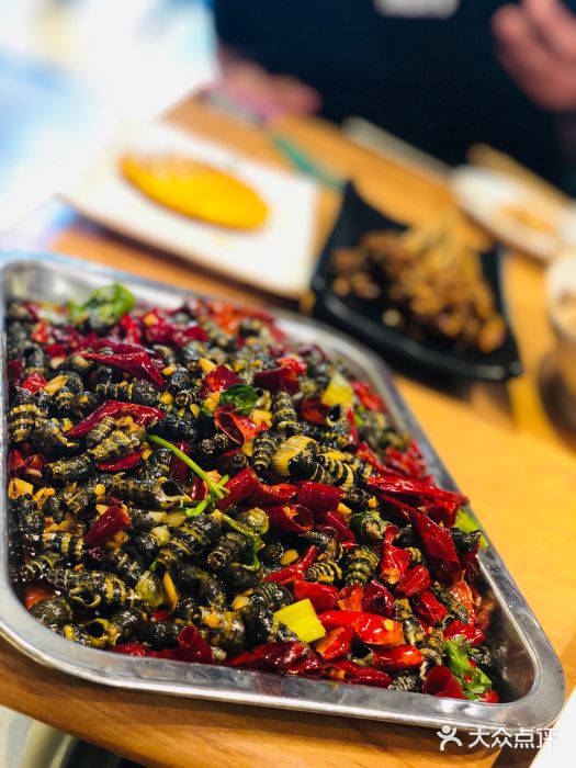 喝丢一只鞋(五一广场店)辣炒吸波螺图片