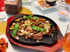 薄荷酱炒野生黄牛肝菌-四季民福烤鸭店(前门店)