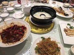 -匠心牛公馆·潮汕牛肉海鲜火锅(索菲特店)