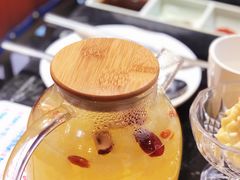 银耳雪梨茶-鹤江桥·红油牛肉粉(SKP店)
